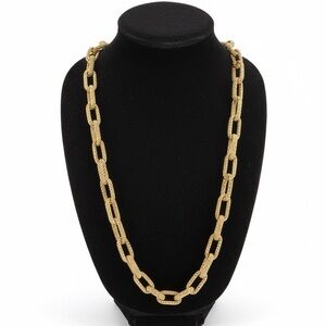 Chic Gold Link Necklace